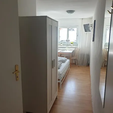 Rooming24, Kleine